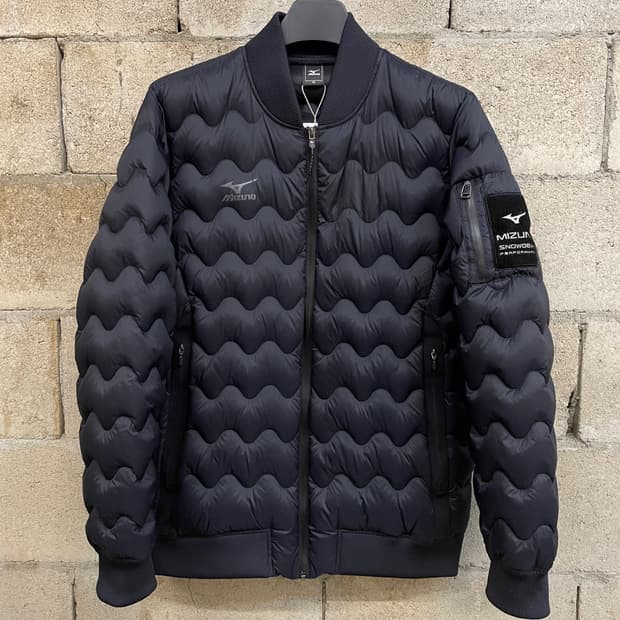 미즈노 웨이브 퀼팅 경량 패딩