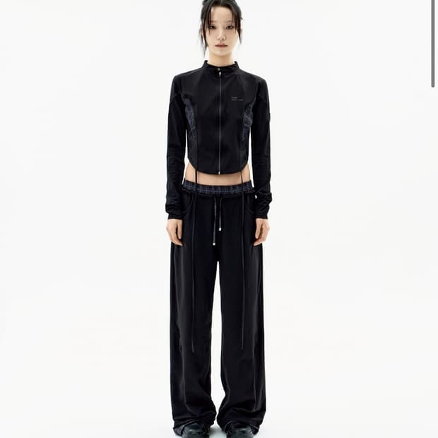 Strap Trimming Pattern Jacket