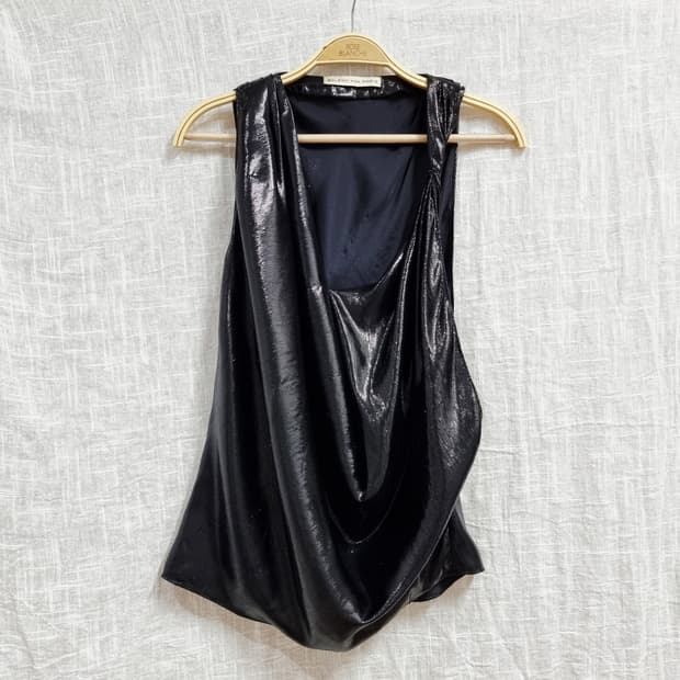 발렌시아가 시퀸 언발란스 슬리브리스 탑 (표기36) 모임 때 1회 착