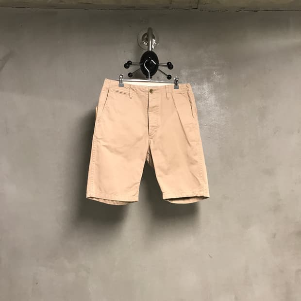 비즈빔 치노 반바지 베이지 2