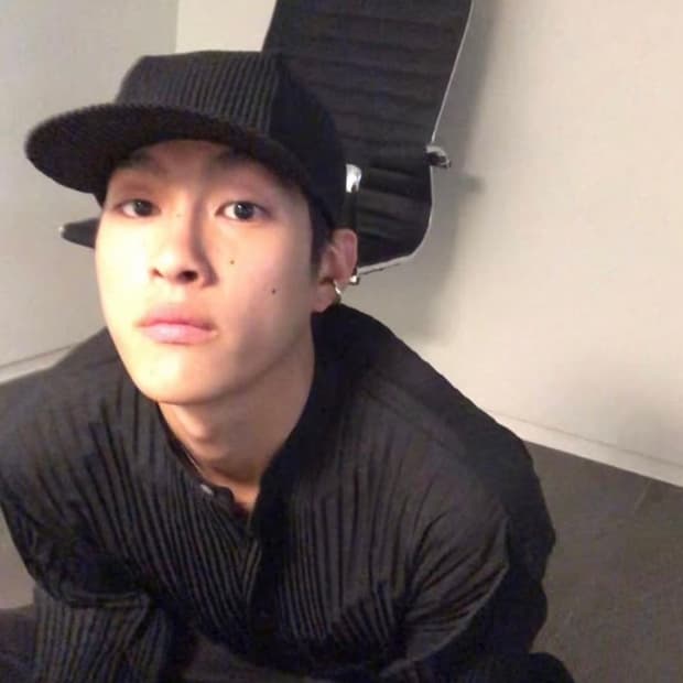 이세이 미야케 플리츠 플리즈 캡 (네이비)