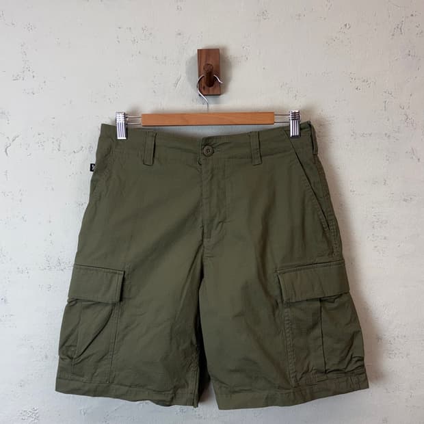 나이키SB 카키 립스탑 카고 하프팬츠