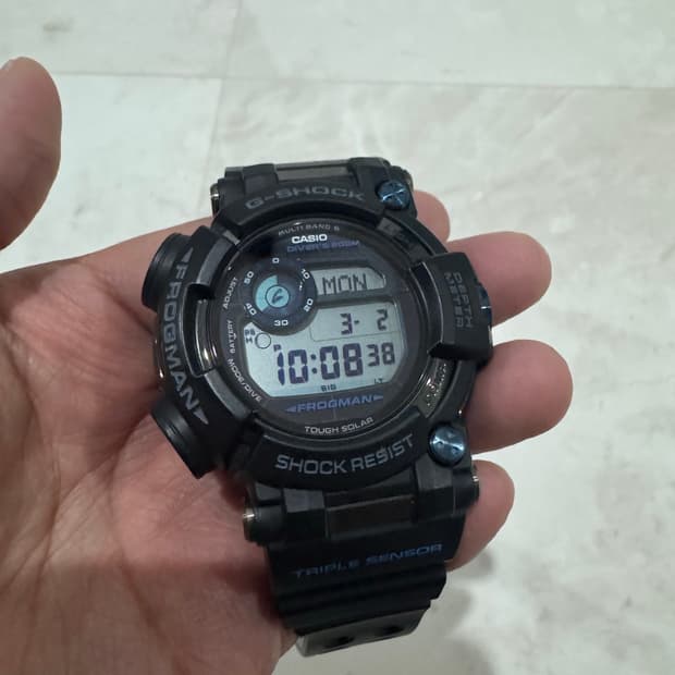 신신프로그맨 GWF-D1000B-1DR 팝니다.