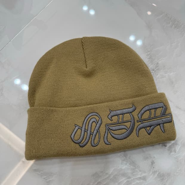 Supreme 비니