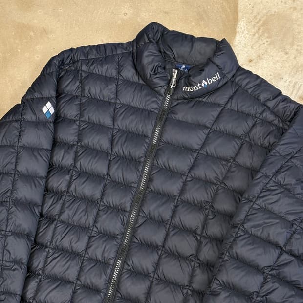 M 몽벨 블랙 경량 패딩