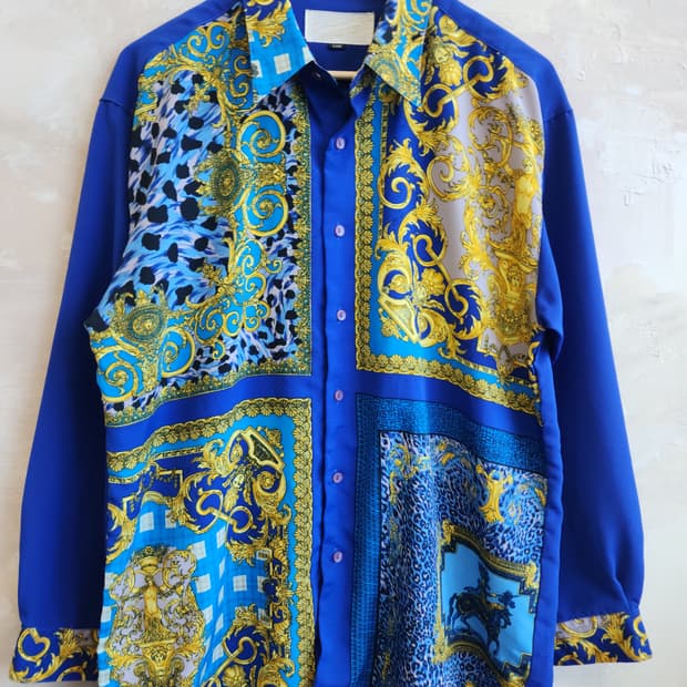 블루 패턴 블라우스