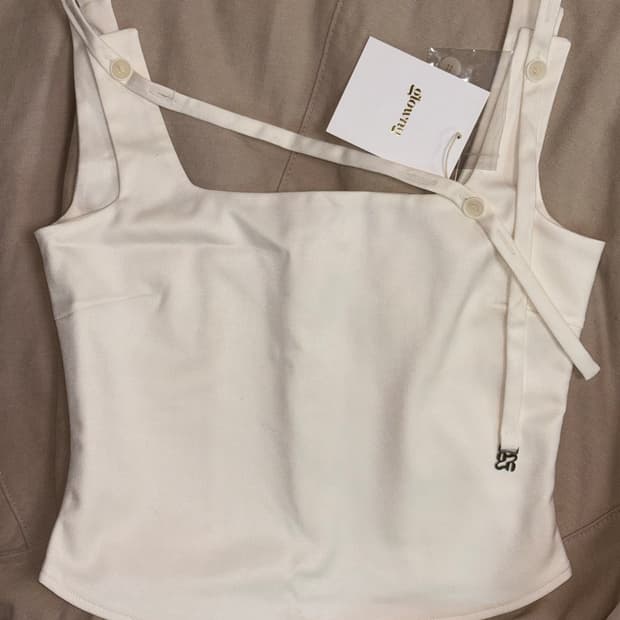 글로니 아이리스 탑_아이보리