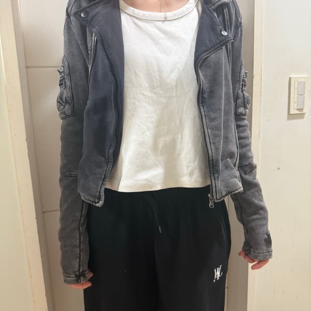 디젤 사선 디테일 자켓