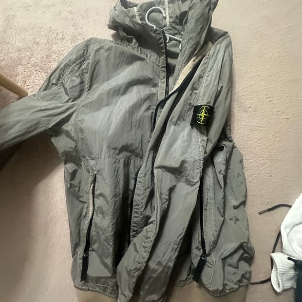 스톤아일랜드 바람막이 키드밀리 나일론 자켓