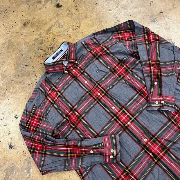 [정품/XL] 토미 힐피거 체크 무늬 셔츠 b17