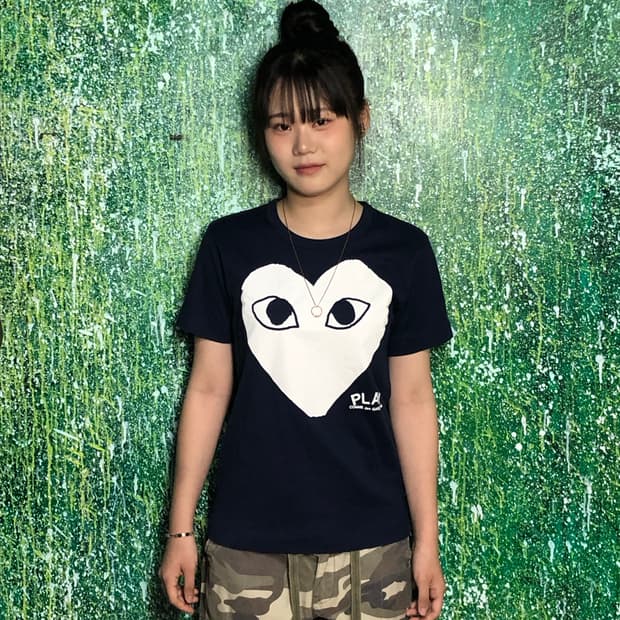 꼼데가르송 네이비 플레이 하트 키치 반팔티 M