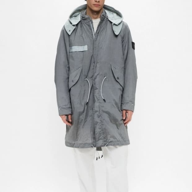 스톤아일랜드 프리마로프트 나일론메탈 롱경량자켓 롱패딩