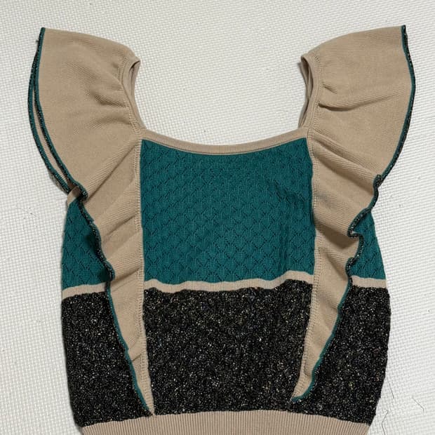 일본 빈티지) Lily brown 크롭 니트탑