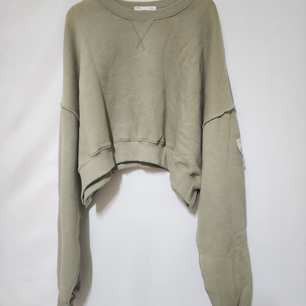 카키 기모 오버핏 크롭 맨투맨