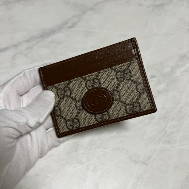 구찌 인터로킹 GG 카드지갑