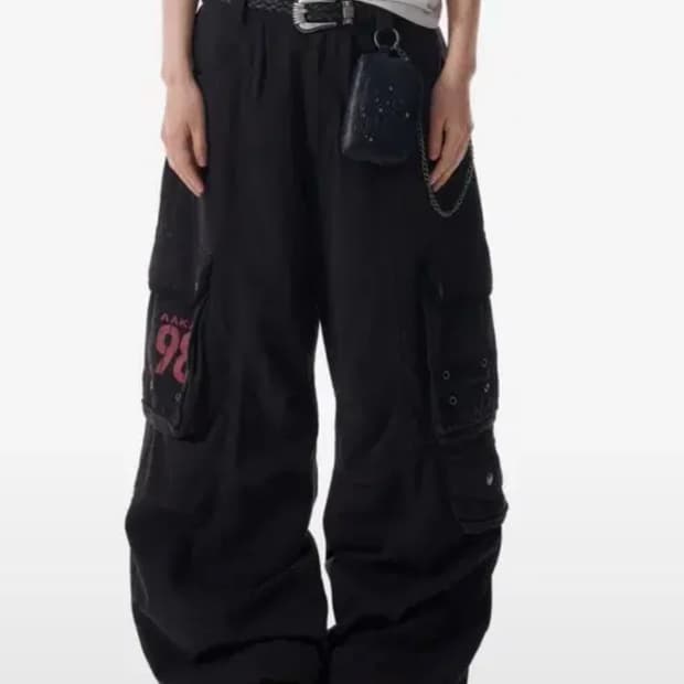 아캄 니 핀턱 콘트라스트 카고팬츠 블랙 2사이즈