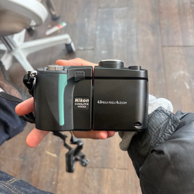 니콘 쿨픽스 4500 디지털카메라