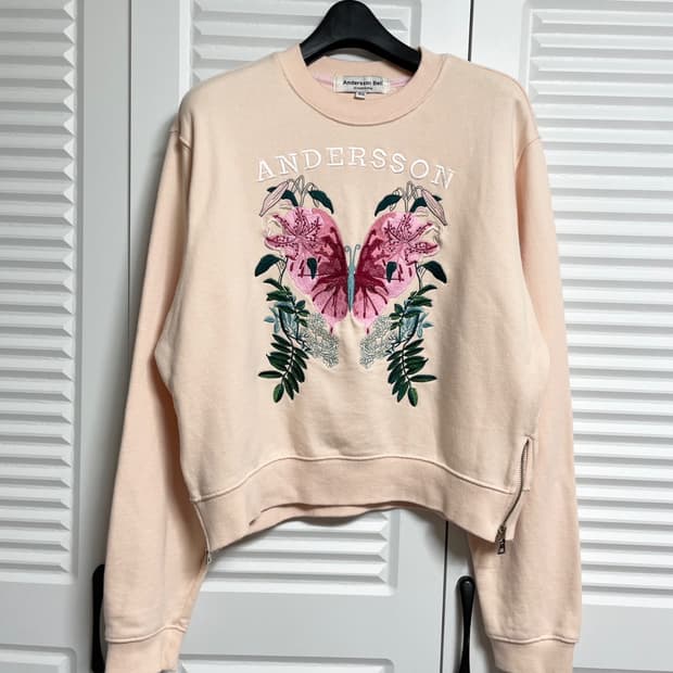 앤더슨벨 맨투맨 티셔츠