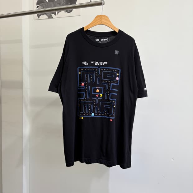 UNIQLO X MOMA'S 반팔티셔츠