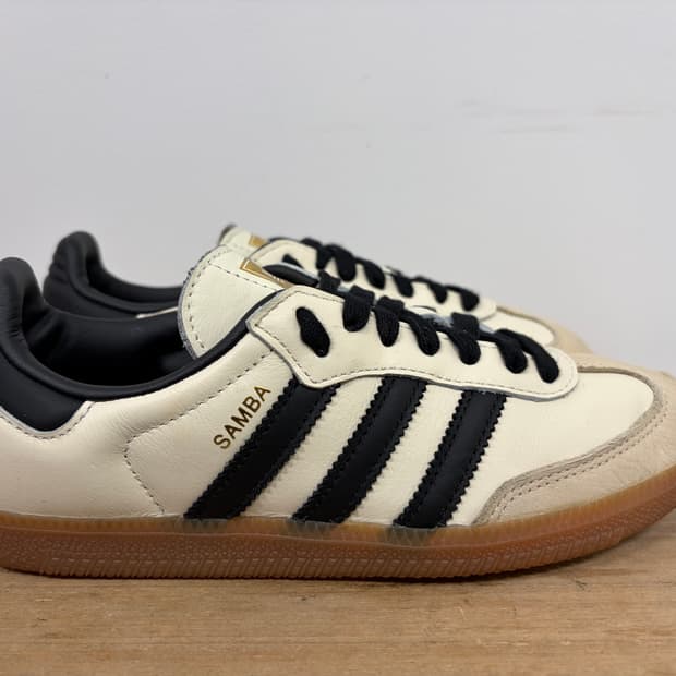 아디다스 삼바 스니커즈 220