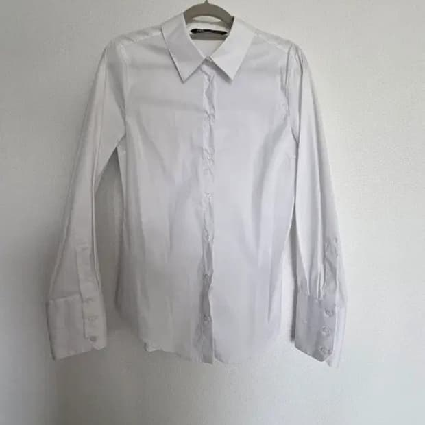 ZARA 화이트 셔츠 S사이즈