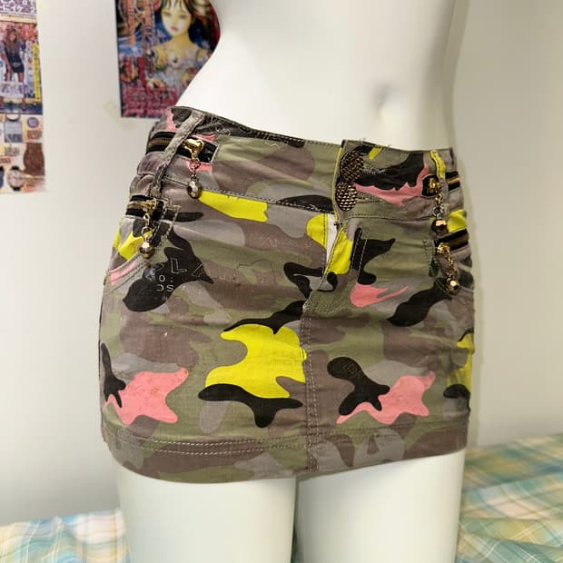 pink camouflage zipper detail skirt