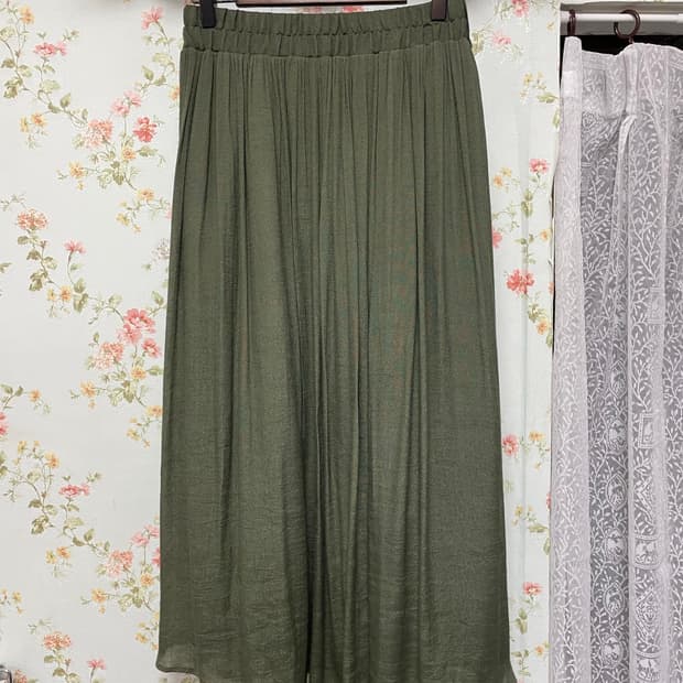 그린 플리츠 롱스커트