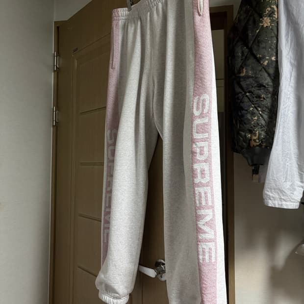 슈프림 자카드 스트라이프 스웨트팬츠 애쉬 그레이 L