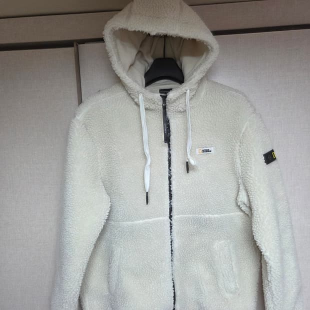 내셔널지오그래픽 후리스 후드집업 100