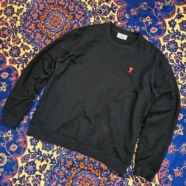 아미(AMI) 스몰 하트 스윗 맨투맨 XL size