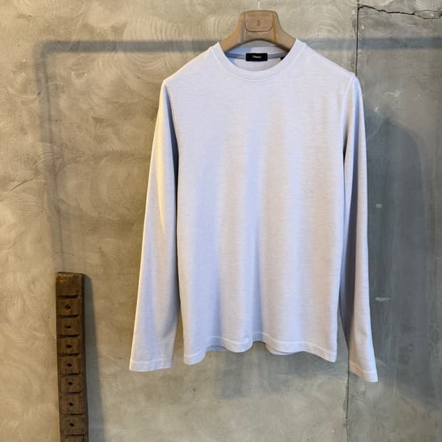 띠어리 크루넥 티셔츠 100