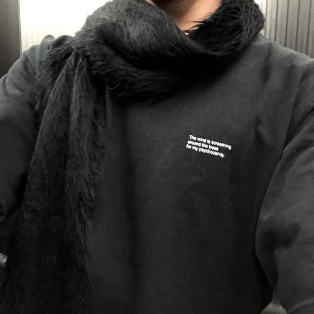 언더커버 아일렛 반팔