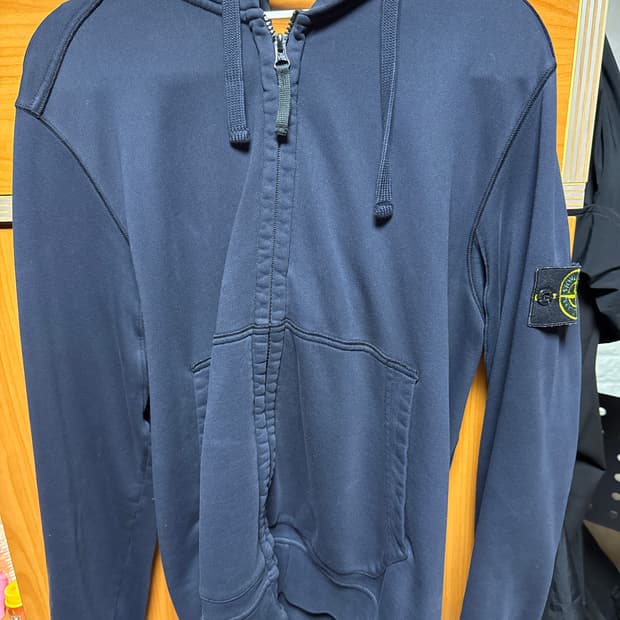 스톤아일랜드 후드집업 네이비 m