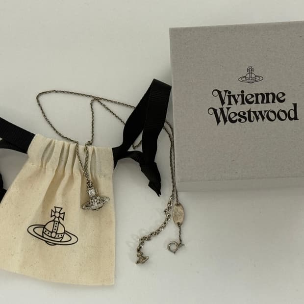 비비안웨스트우드 목걸이 나르시사 펜던트 플래티넘