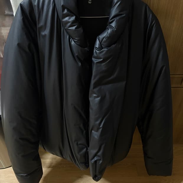 이지 갭 라운드 패딩 L 라지