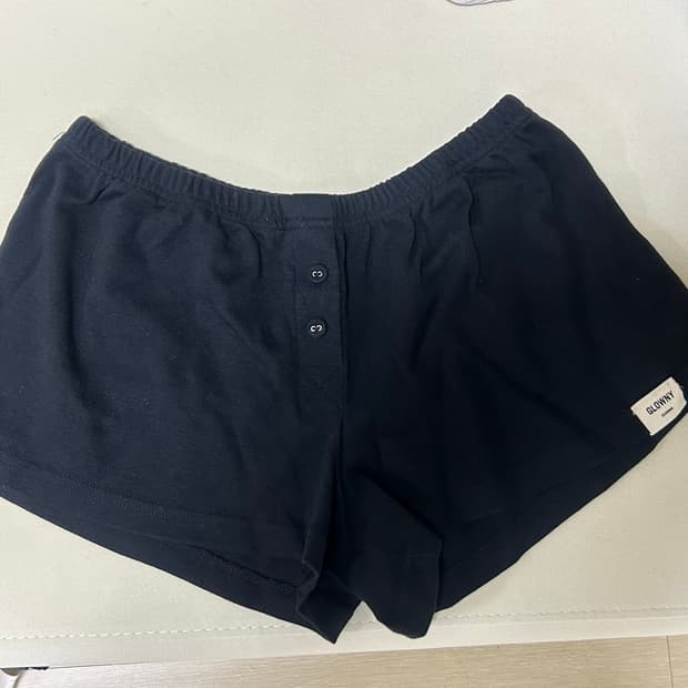 글로니 클래식 쇼츠 블랙