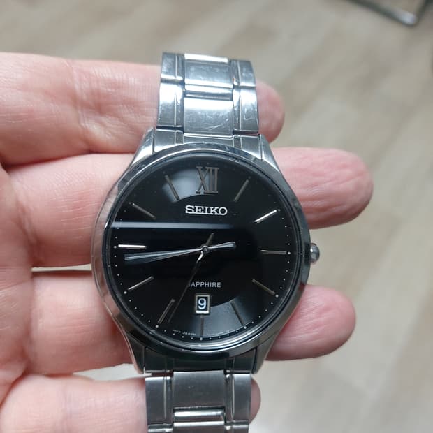 세이코 사파이어 글래스 블랙 다이얼