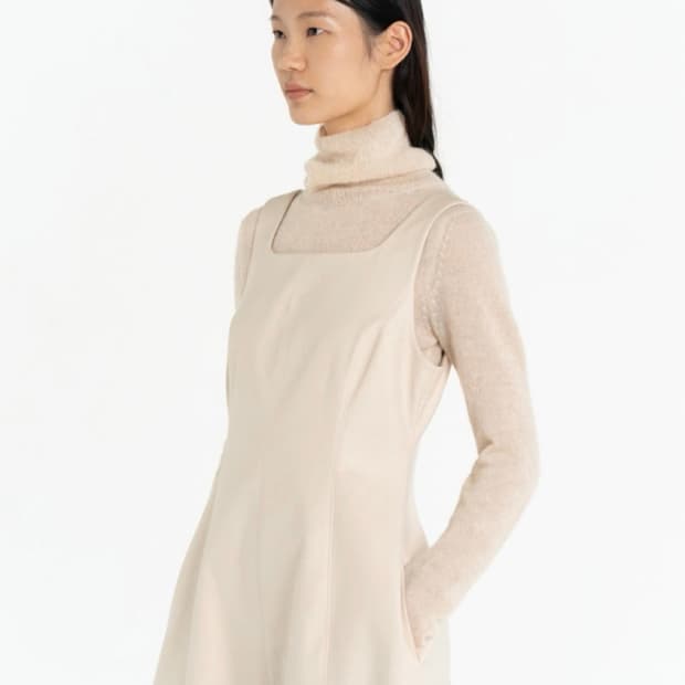 아모멘토 amomento 터틀넥