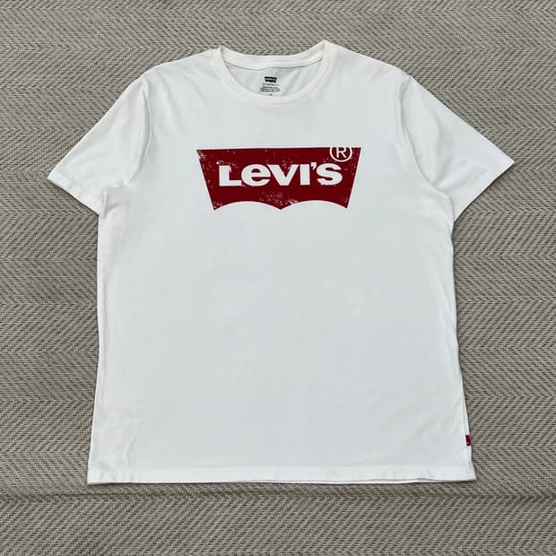 리바이스 빅로고 반팔티 r3710