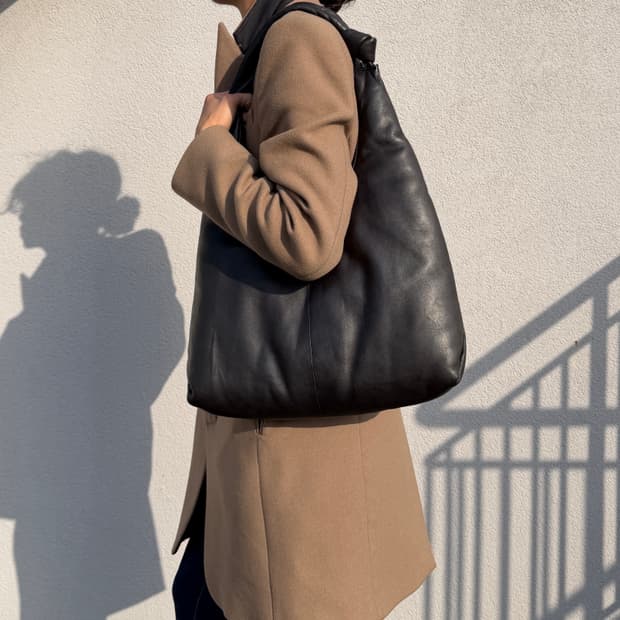 Cos 레더 빅 쇼퍼백