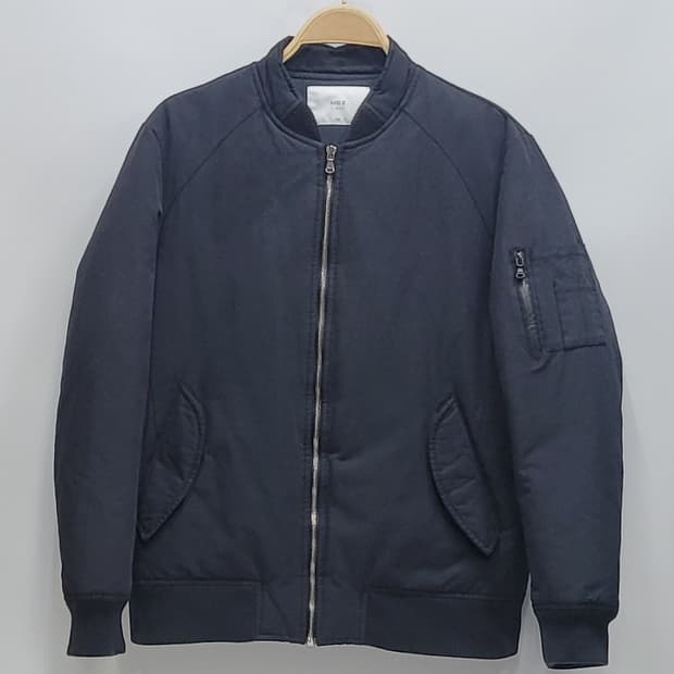 AND Z 앤드지 다운 패딩 항공 점퍼 / 남 100
a1b5 s 네이비