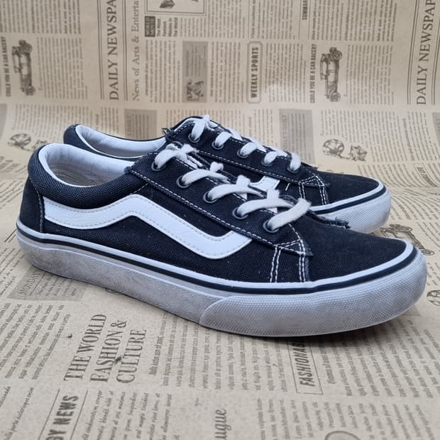 반스 올드스쿨 여성스니커즈235