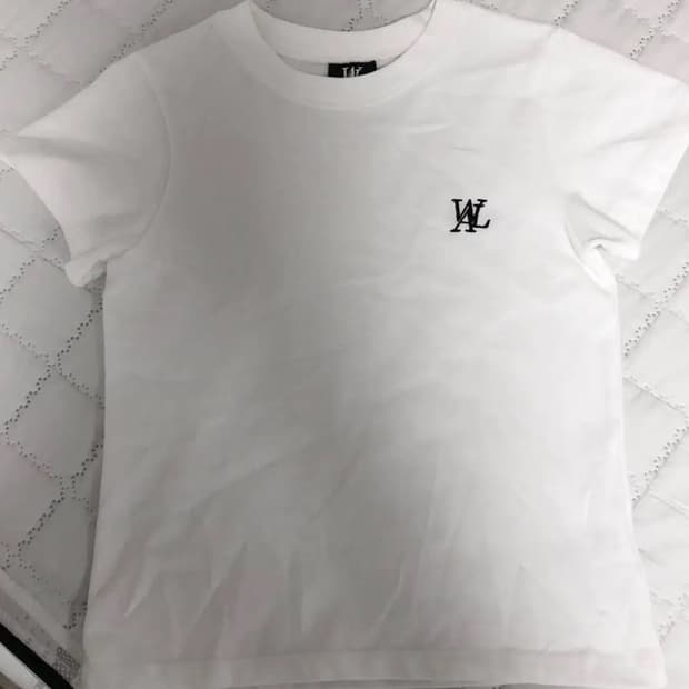 우알롱 반팔티 화이트