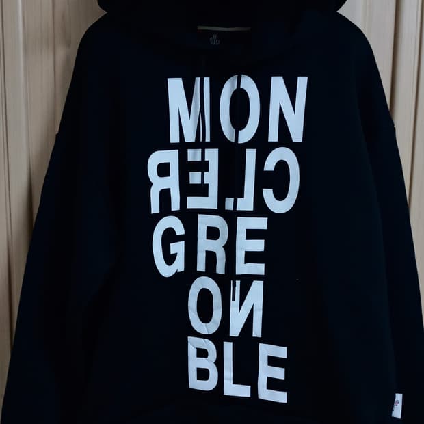 신품급 정품인증 몽클레르 그레노블 레터링 블랙 후드티 몽클레어