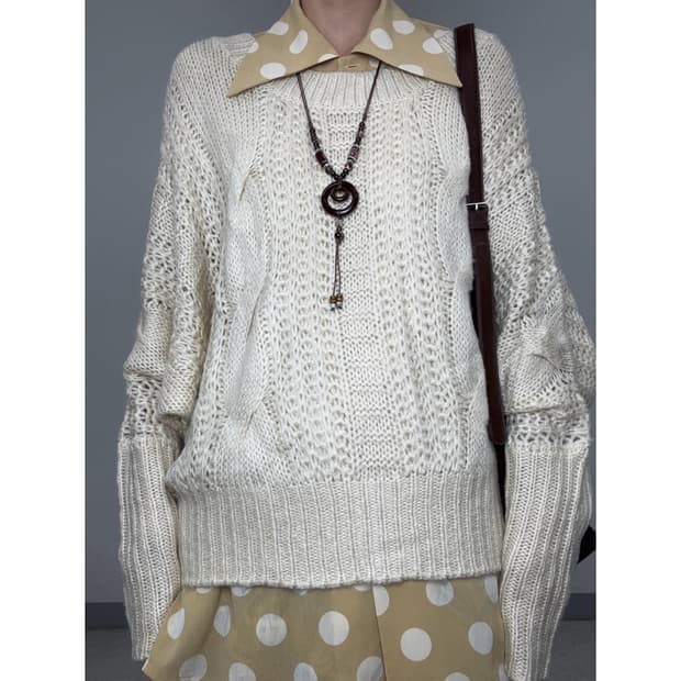 빈티지 아이보리 니트 스웨터