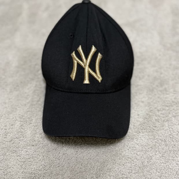 [S급] 골드 포인트 💛MLB 뉴욕 양키스 볼캡 M-XL