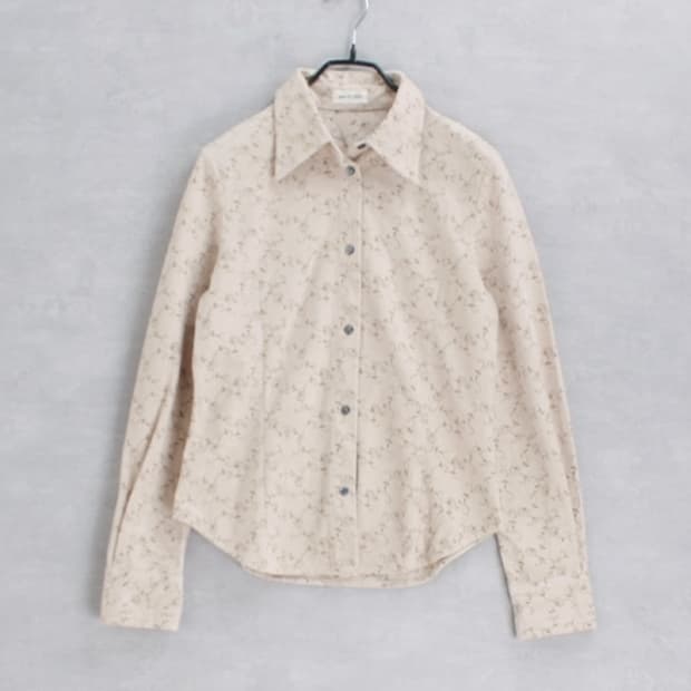 아이보리 자수 셔츠