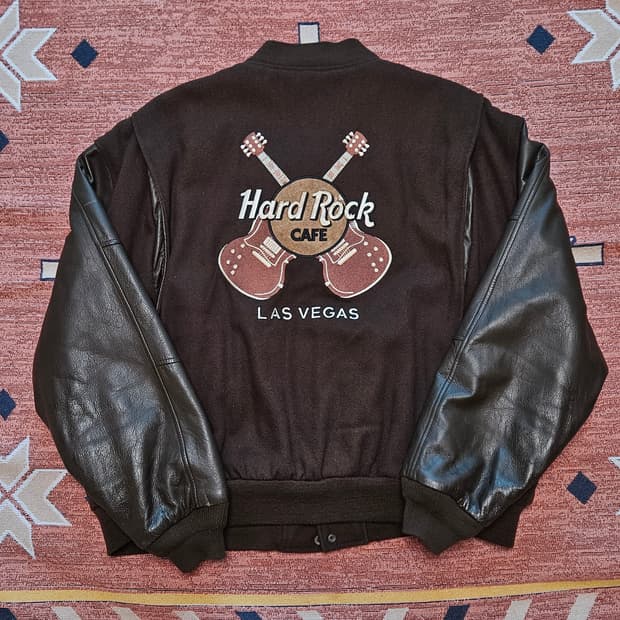 90s 하드록카페 울레더 바시티 