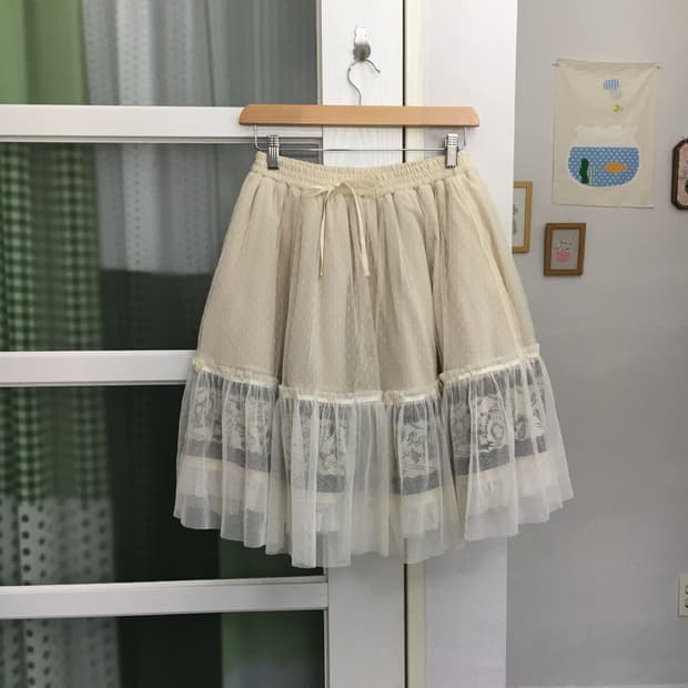 아이보리•베이지 도트 샤스커트