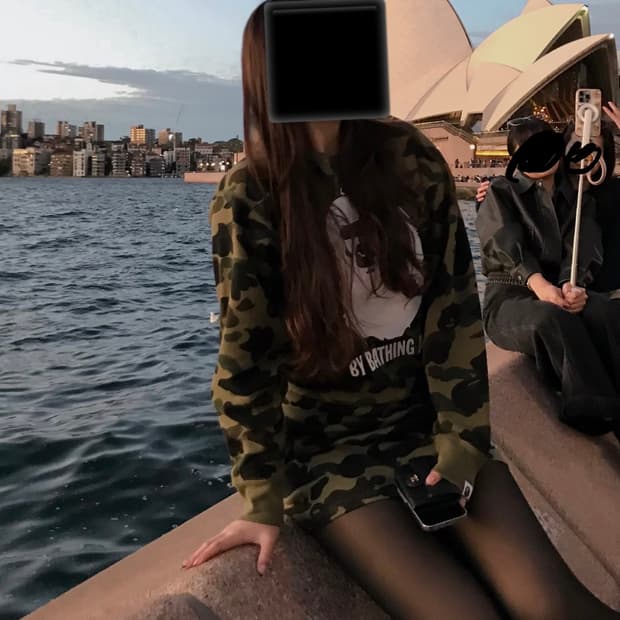 베이프 맨투맨&스커트 세트